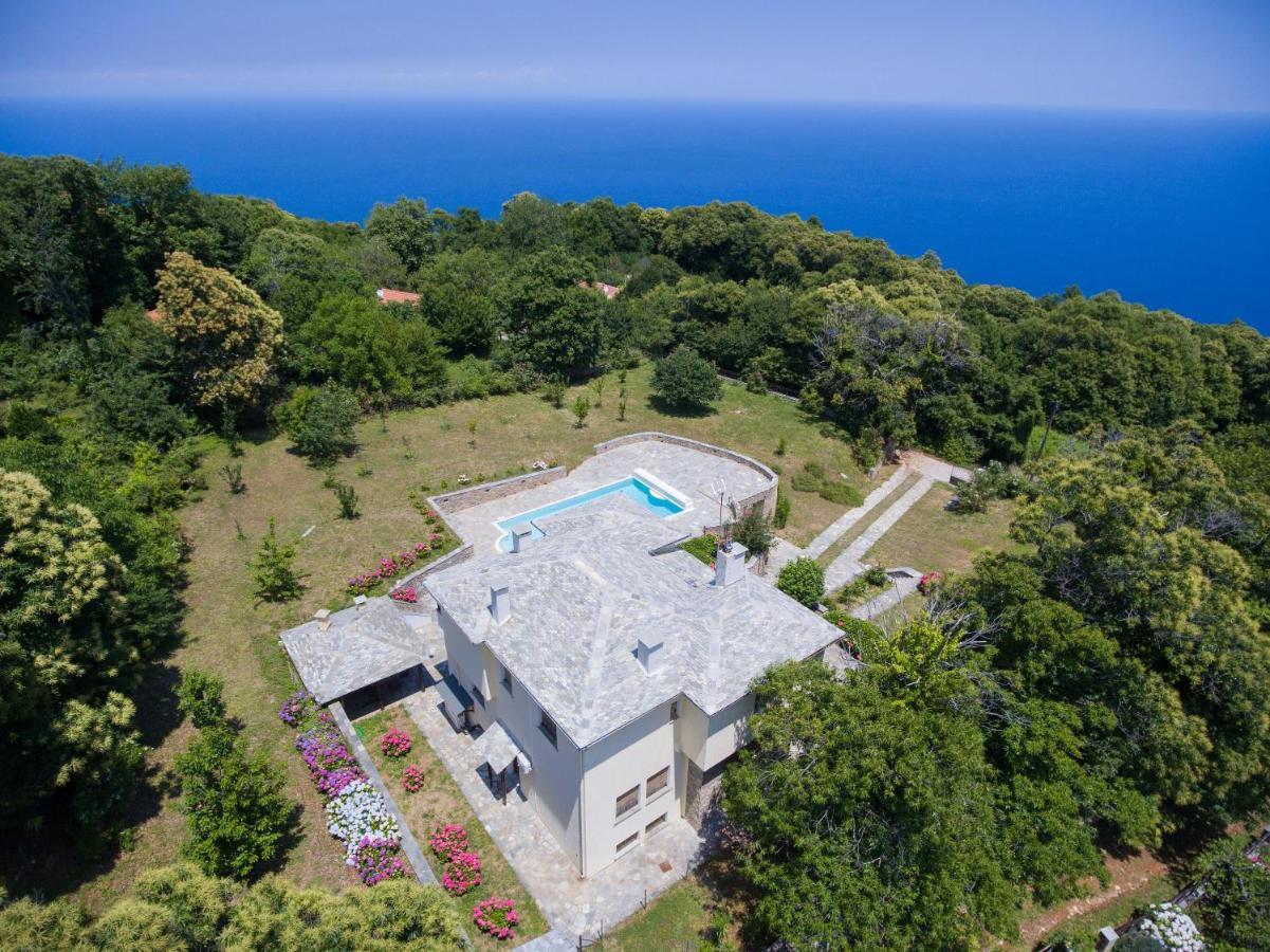 Luxury Villa With Pool In Tsagarada Exterior foto